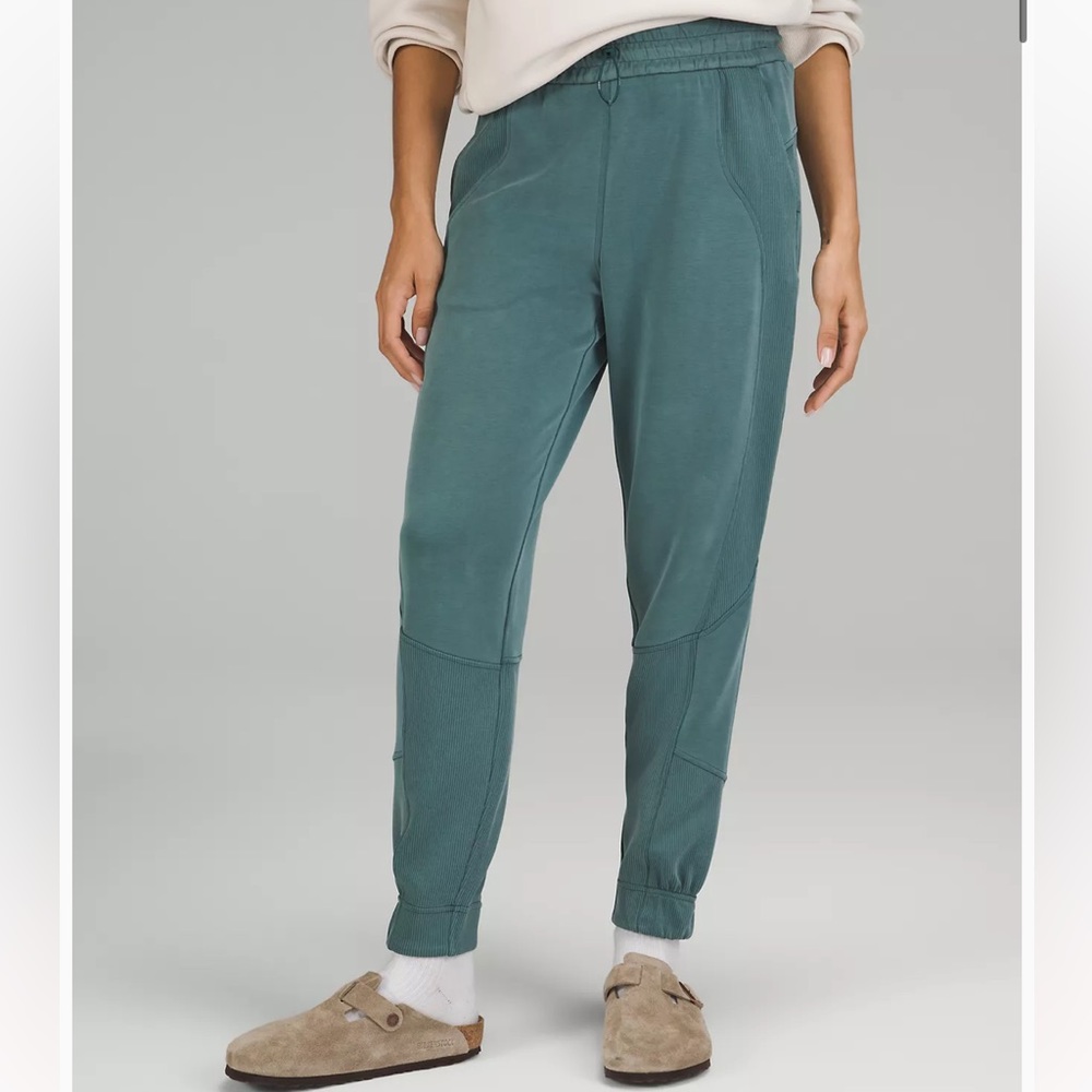 Lululemon Softstreme Joggers